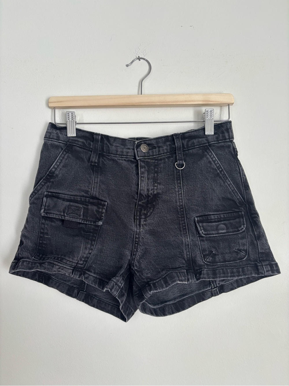 Wild Fable Black Denim Cargo Utility Shorts Women's Mid Rise Pockets Jorts Sz S